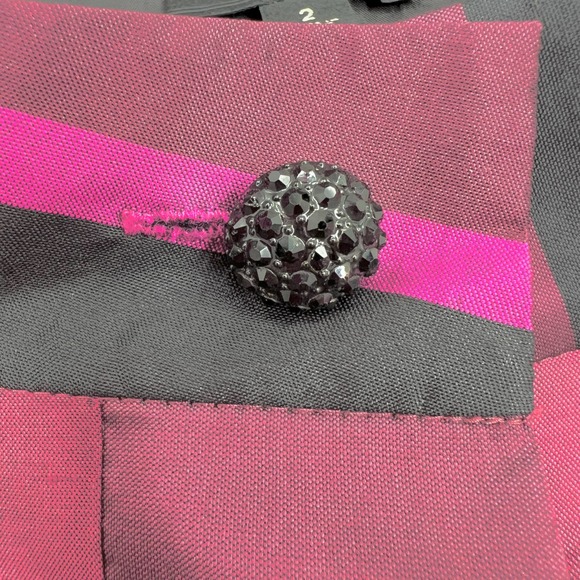 Talbots Womens 100% Silk Size 2 Red Formal Blouse Shirt Top Elegant Artsy Casual - Picture 2 of 9